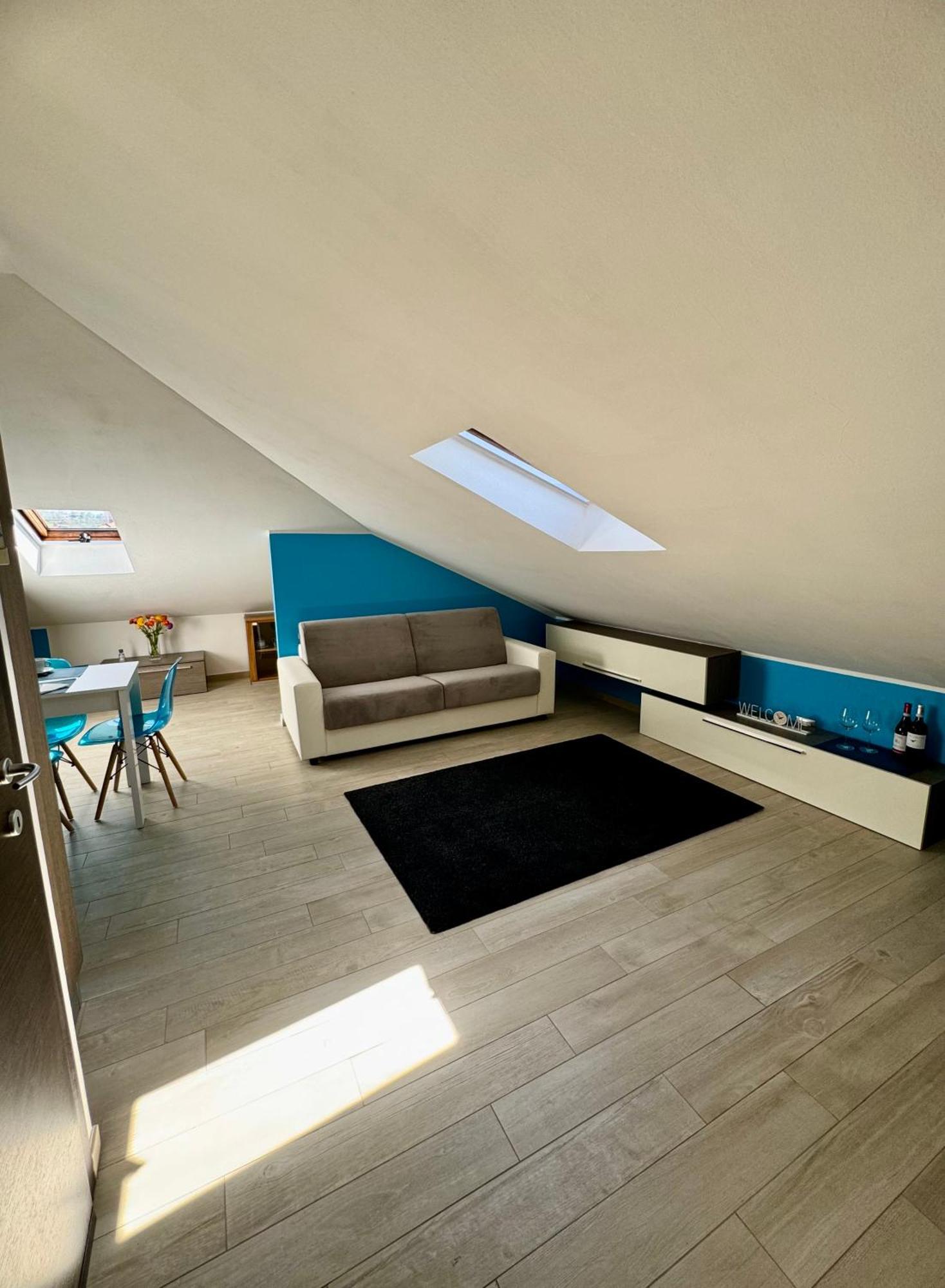 Апартаменти Sky Loft Альба Екстер'єр фото